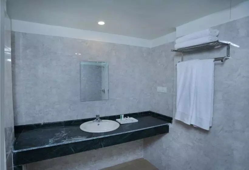 Next Home Formerly Hotel Royal Suite