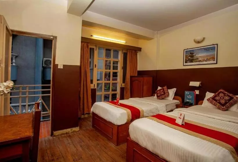 هتل Spot On 169  Cosmic