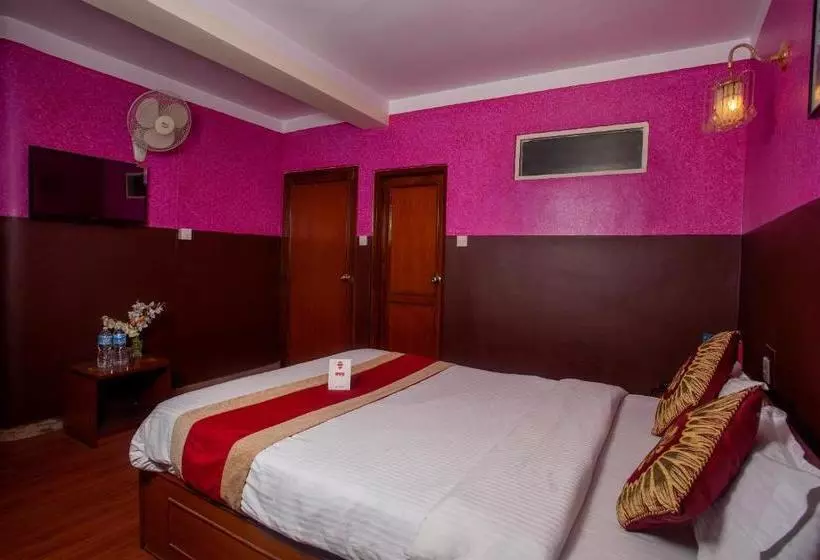 هتل Spot On 169  Cosmic