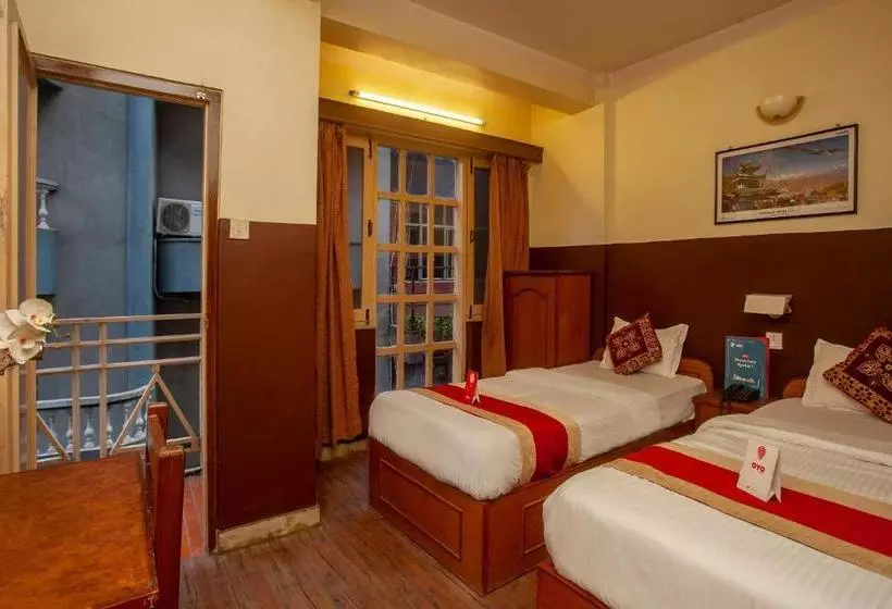 هتل Spot On 169  Cosmic