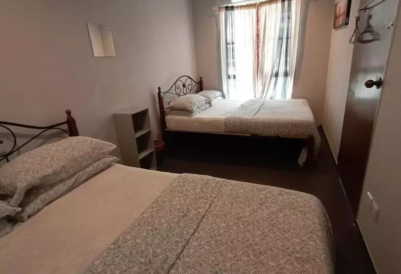 هتل Spot On 89952 Sayang Selalu Guest House
