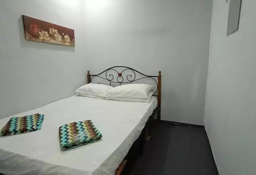 هتل Spot On 89952 Sayang Selalu Guest House