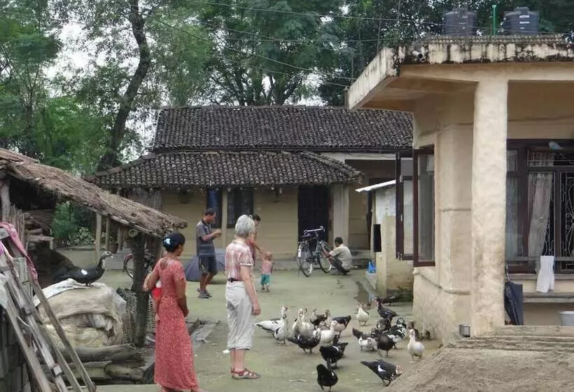 هتل Tharu 20for7 Holiday House