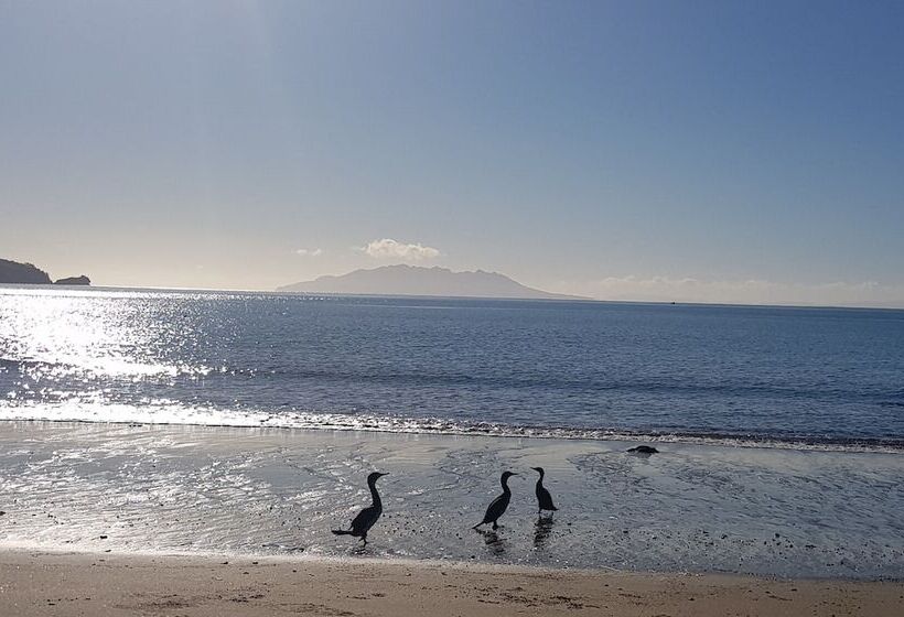 Hotel The Beach House