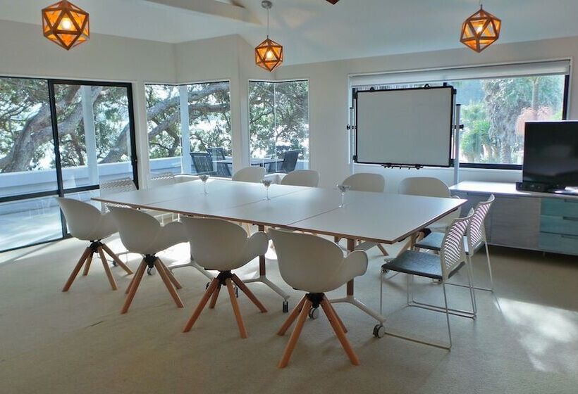 Hotel The Beach House