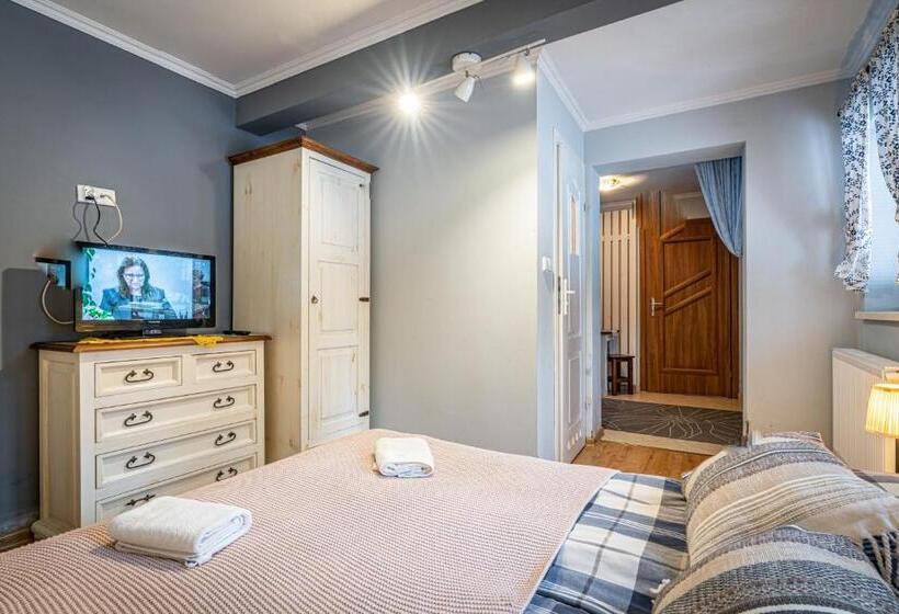 בית מלון כפרי Willa Fryzowiczówka