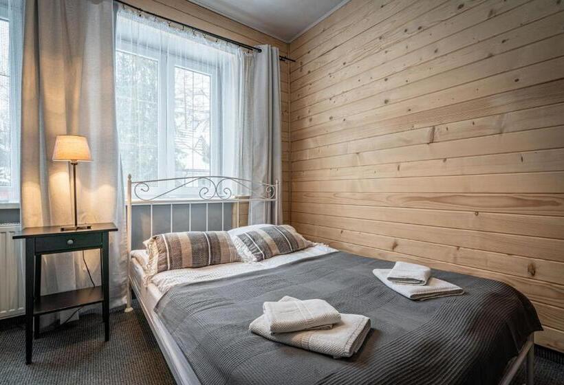 בית מלון כפרי Willa Fryzowiczówka