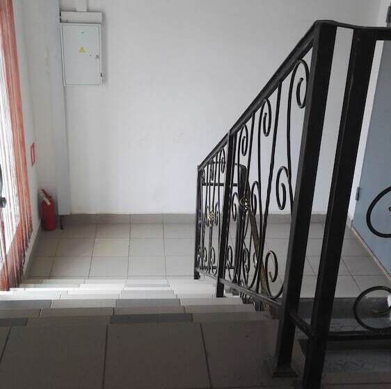 Admiral Hotel   Hostel