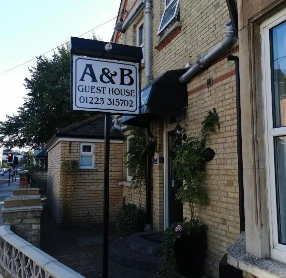 Отель A & B Guest House Cambridge Ltd