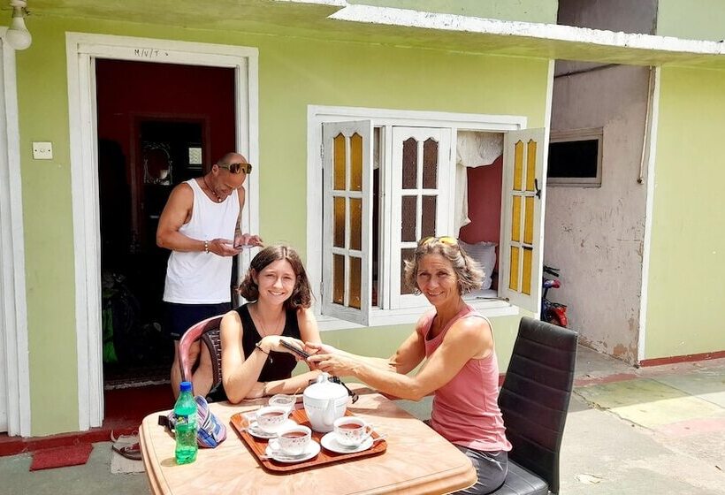 Hotel Belview Guest House