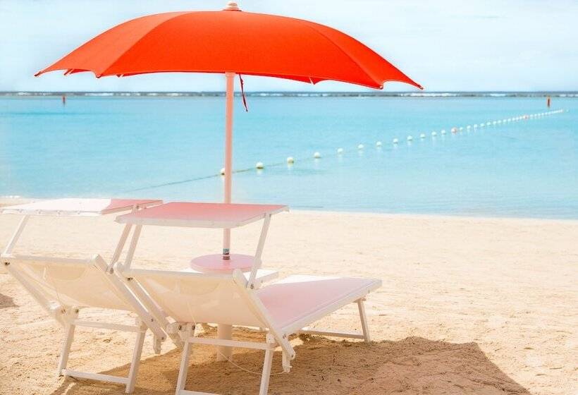 هتل Boca Beach Residence