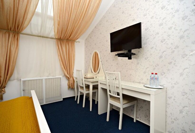 ホテル Denisovsky Dvorik