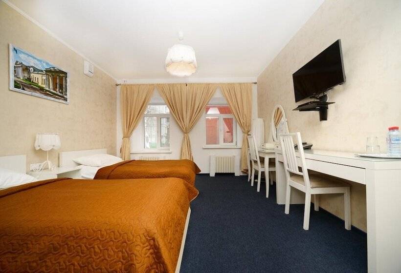 ホテル Denisovsky Dvorik