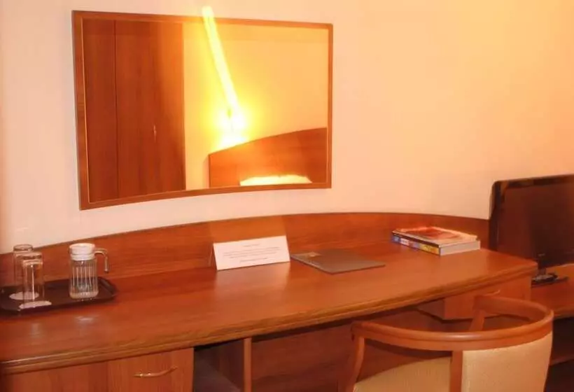 ホテル Friedental