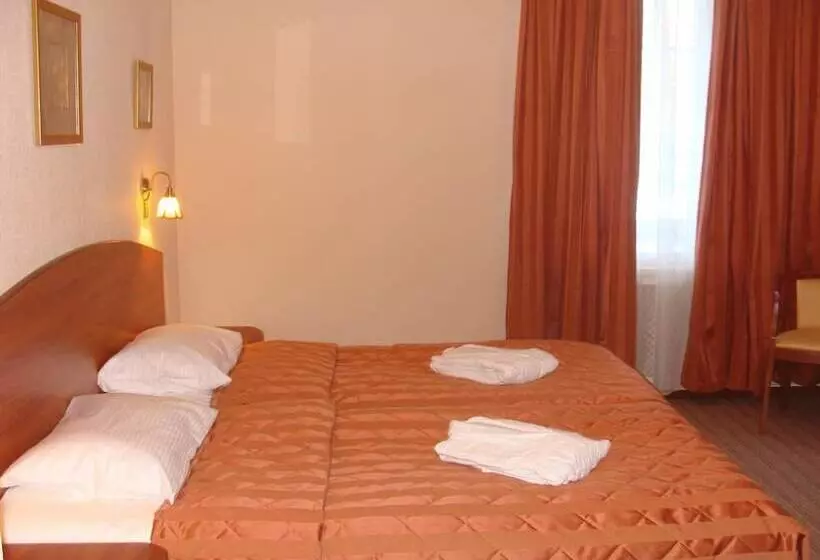 ホテル Friedental