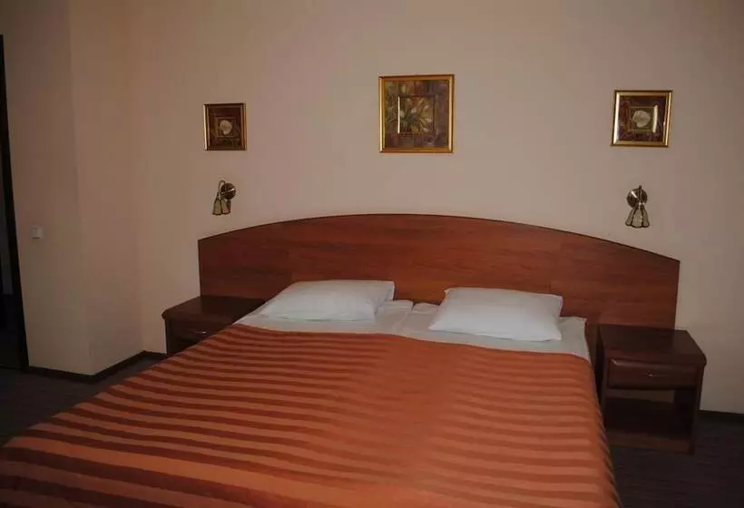 ホテル Friedental