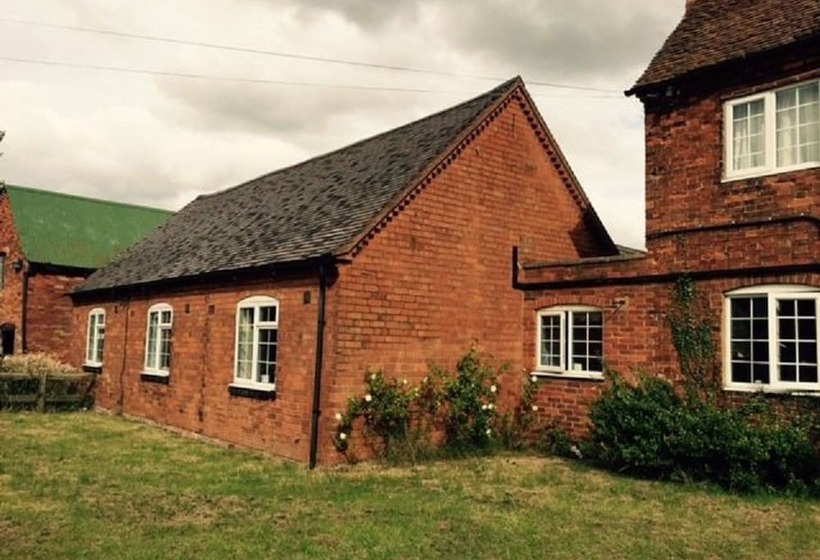 Hotel Illshaw Heath Farm Guest Lodge