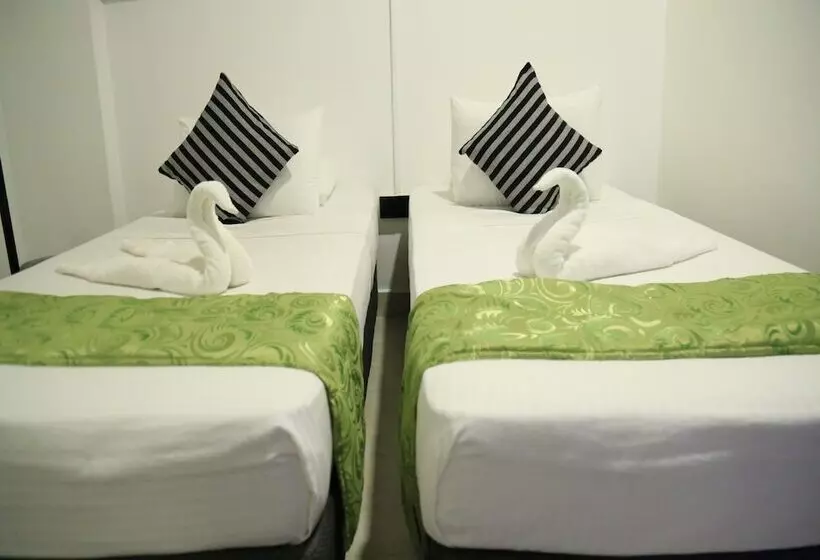 هتل Kandy City Rooms & Hostel