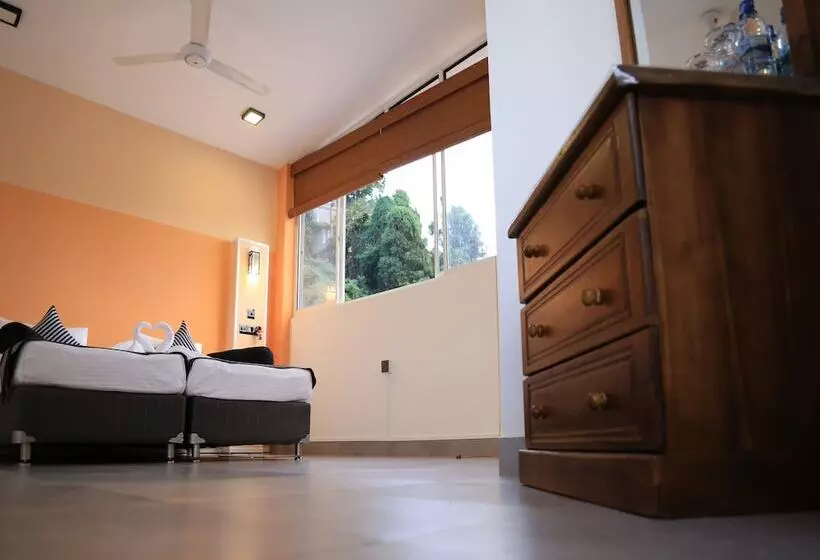 هتل Kandy City Rooms & Hostel