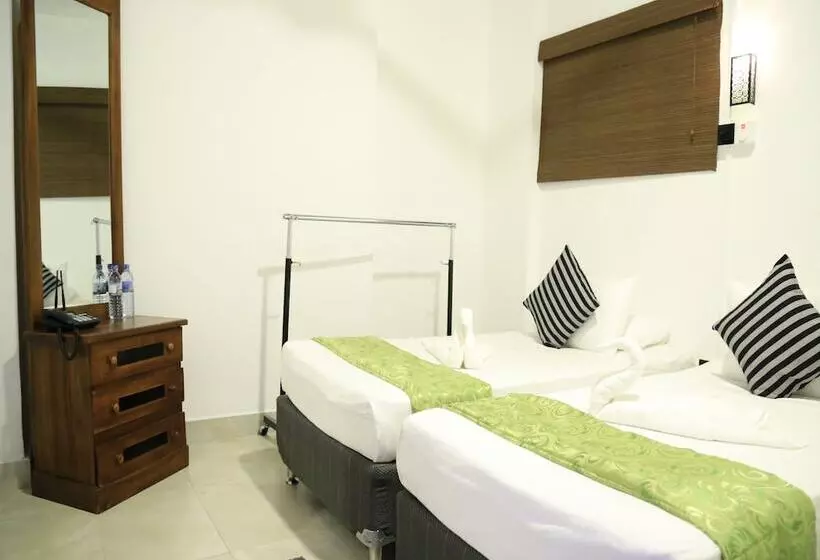 هتل Kandy City Rooms & Hostel