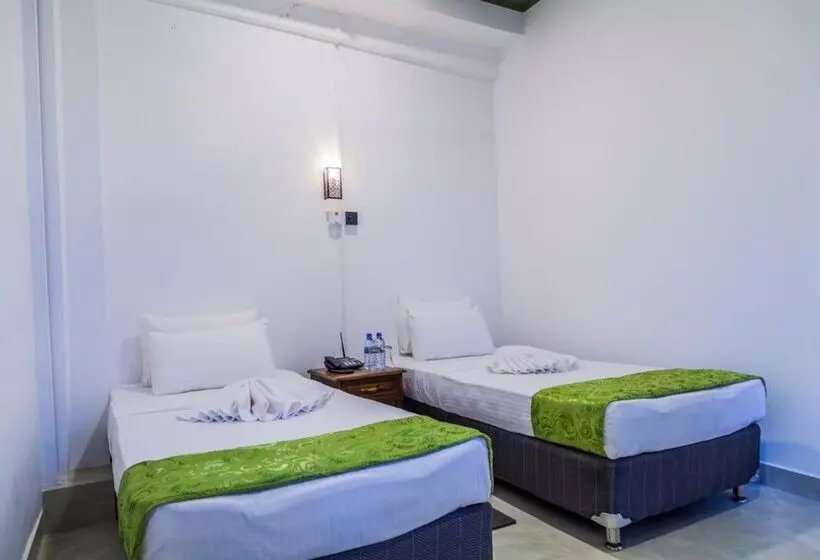 هتل Kandy City Rooms & Hostel