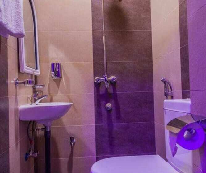 בית מלון כפרי Kandy City Rooms & Hostel