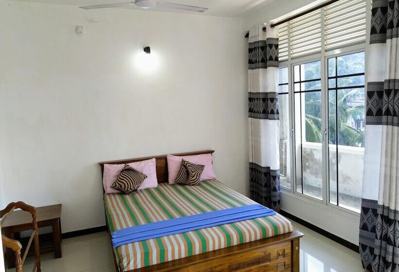 酒店 Kandyan Holiday Center