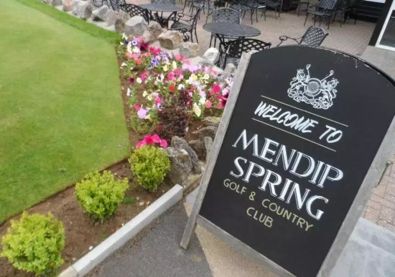 هتل Mendip Spring Golf And Country Club