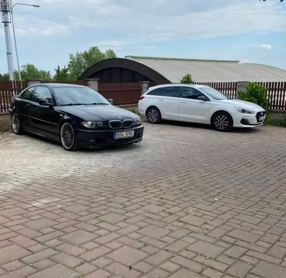 Hotelli Penzion U Pavla