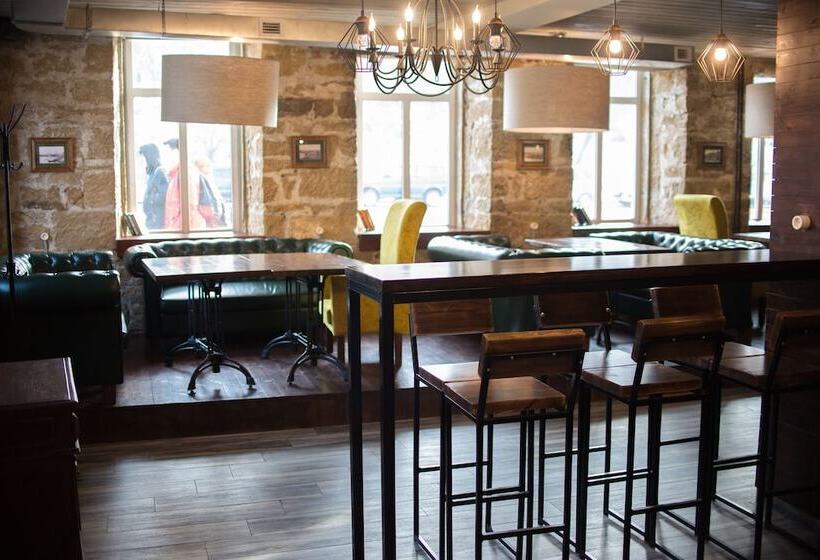 فندق Reshetnikov Hostel