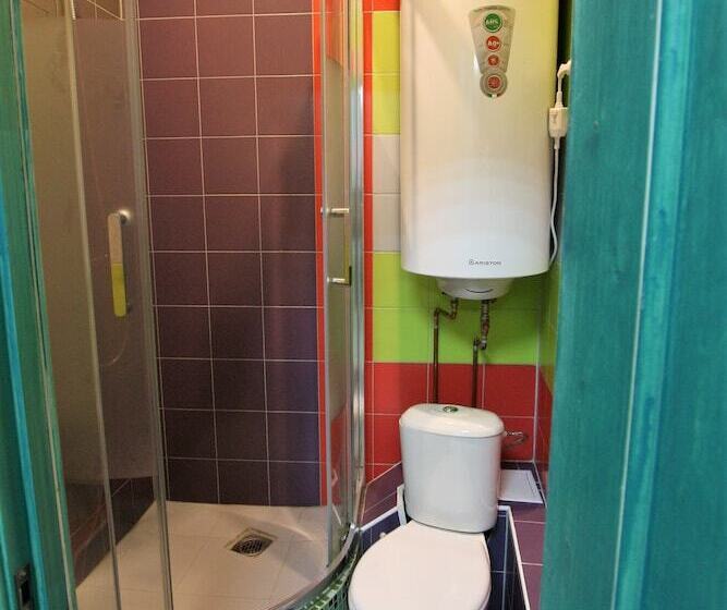 فندق Reshetnikov Hostel