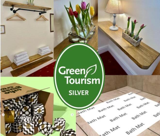 Отель The Gordon Arms Restaurant With Rooms