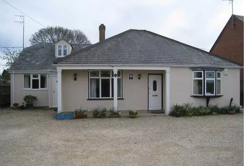 Hotelli The Laurels Guesthouse