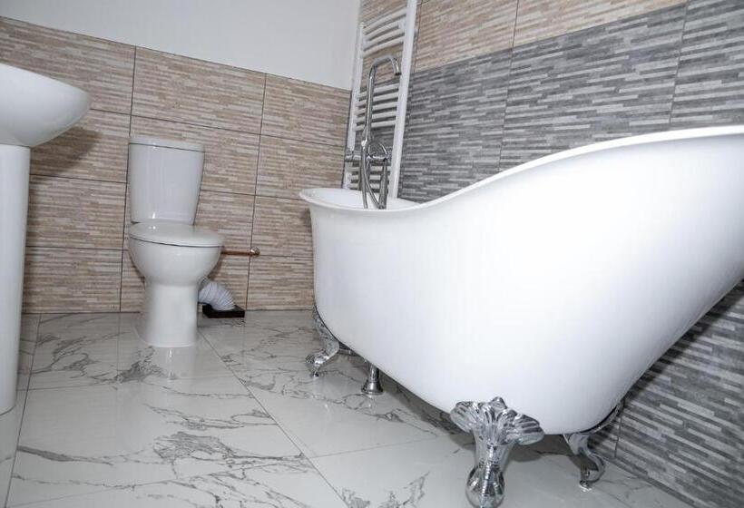 ホテル The Old Bell