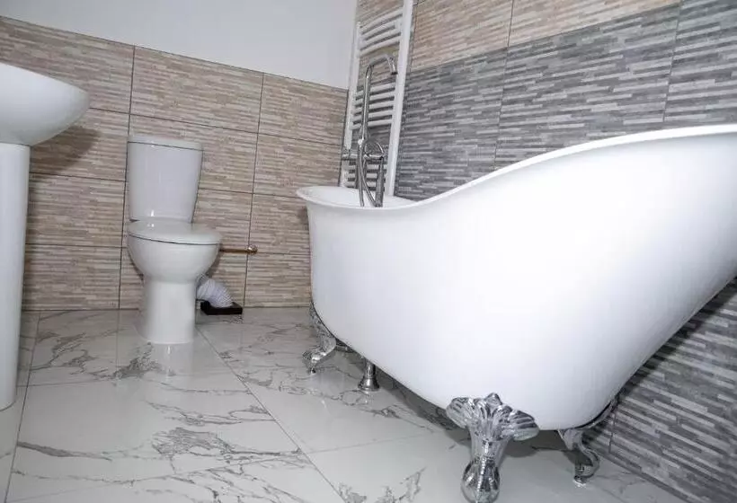 ホテル The Old Bell