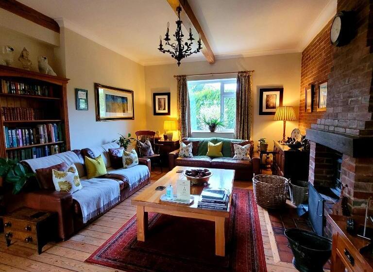 هتل The Old School B&b