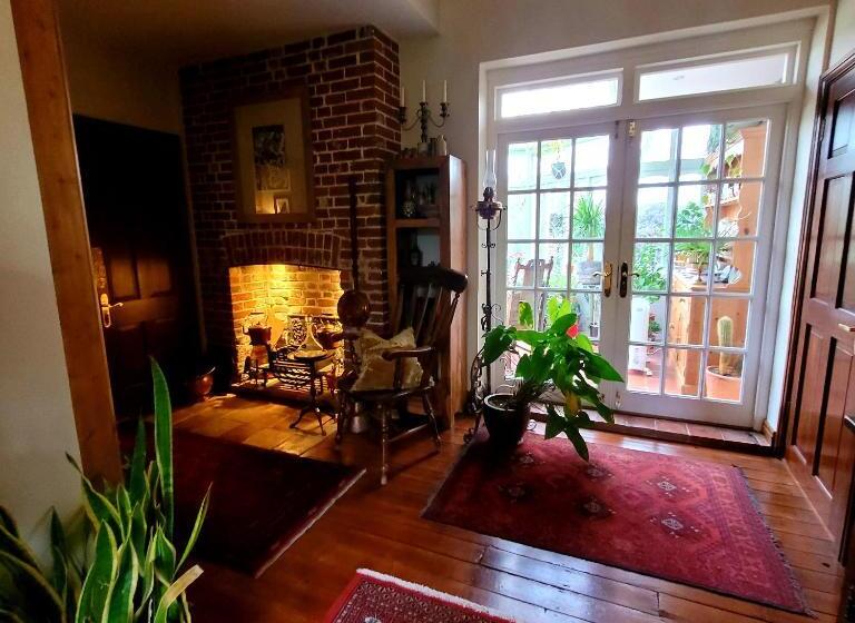 هتل The Old School B&b