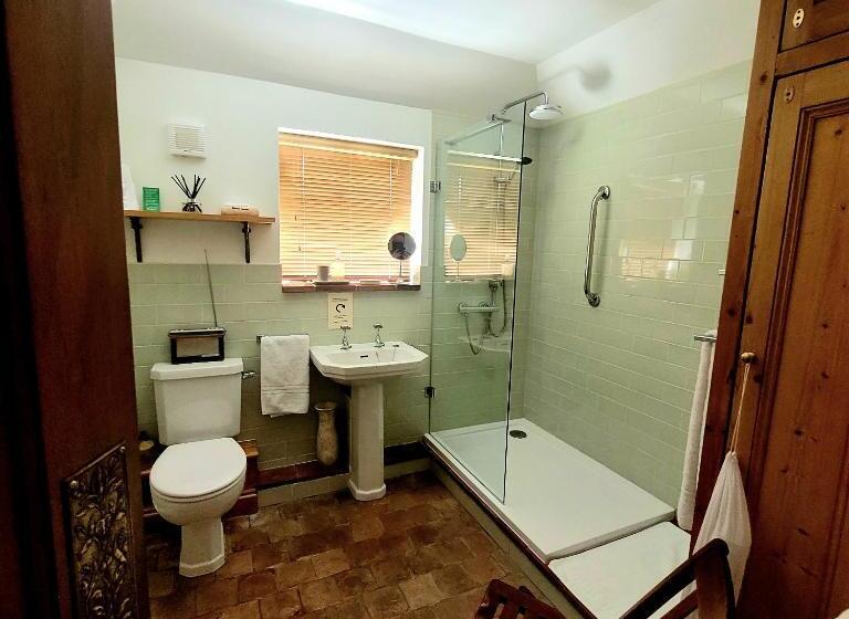 هتل The Old School B&b