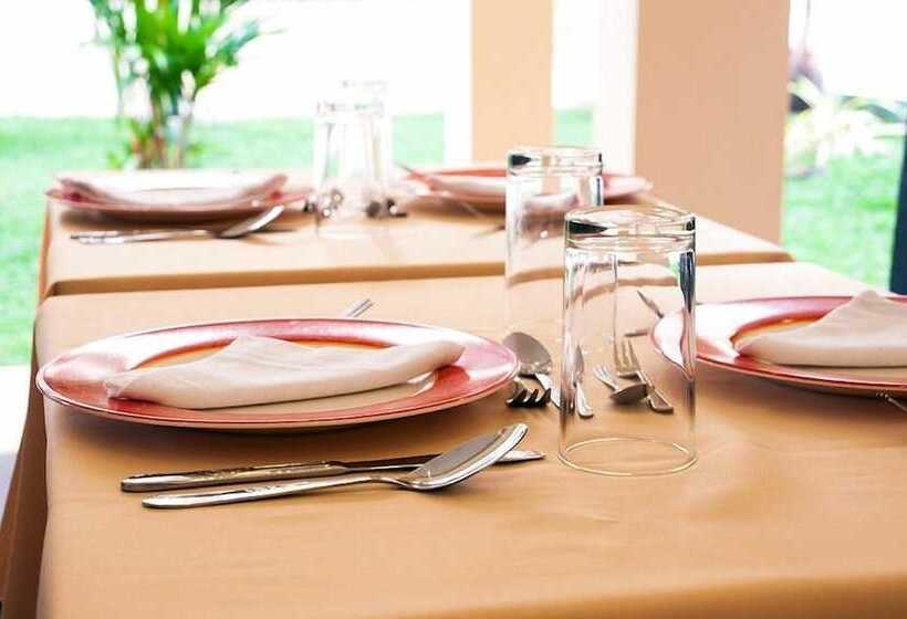 Hotel Waves By Tranquil