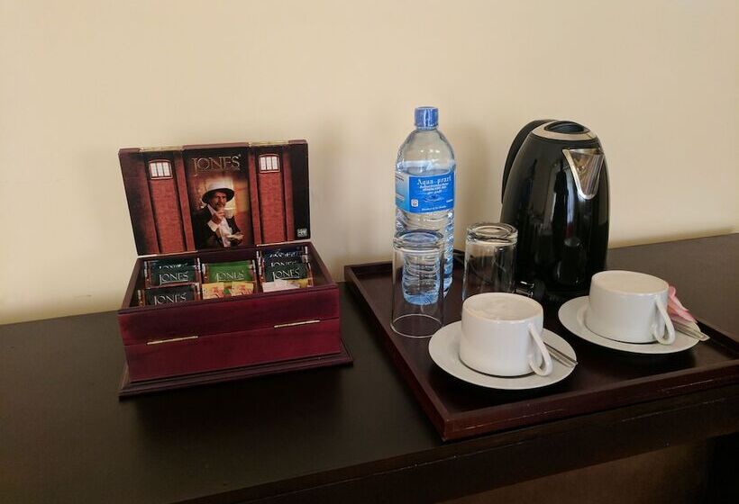 Hotel Waves By Tranquil