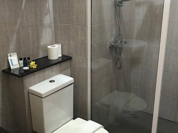 Hotel Waves By Tranquil