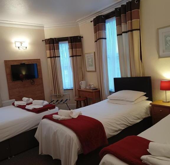 בית מלון כפרי Westgate