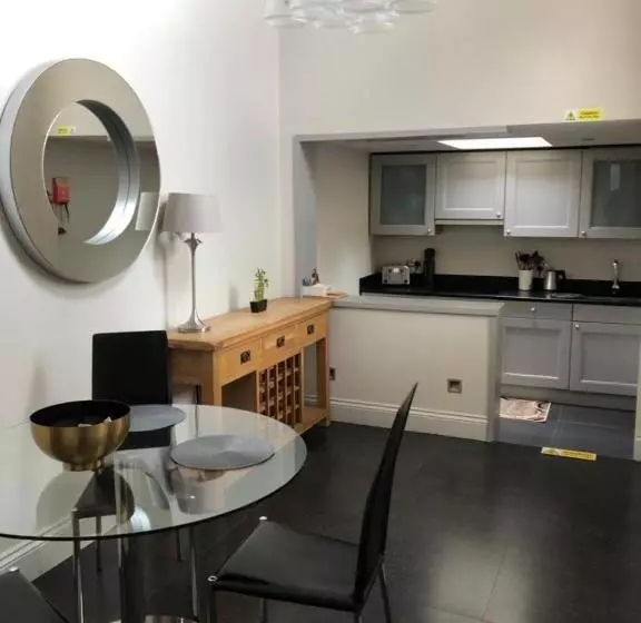 The Lawrance Luxury Aparthotel   Harrogate