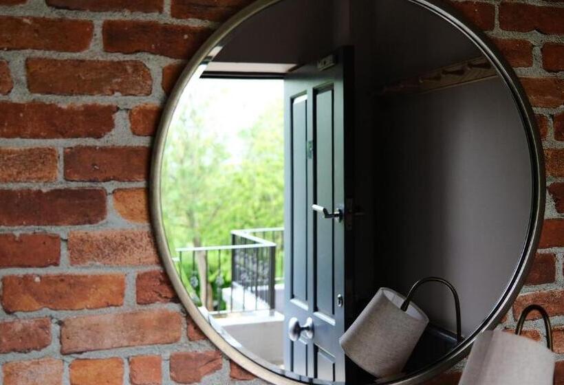 The Lawrance Luxury Aparthotel Harrogate