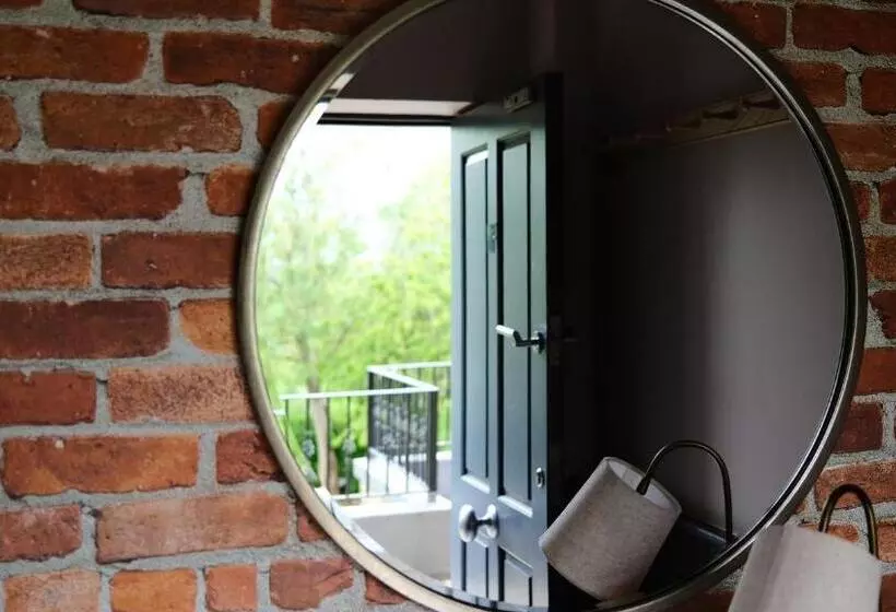 The Lawrance Luxury Aparthotel   Harrogate