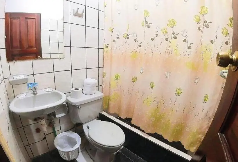 Retkeilymaja Hostal Anais
