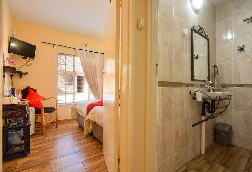 Отель All Over Africa Guest House