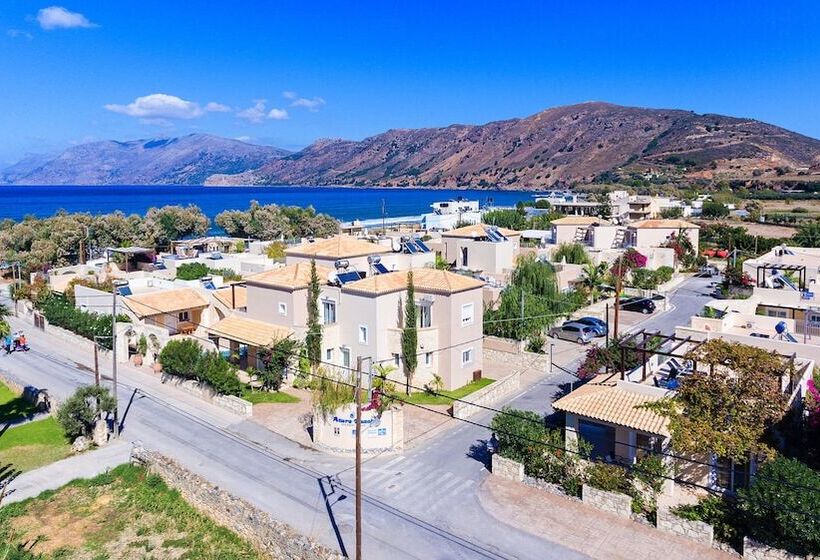 فندق Azure Beach