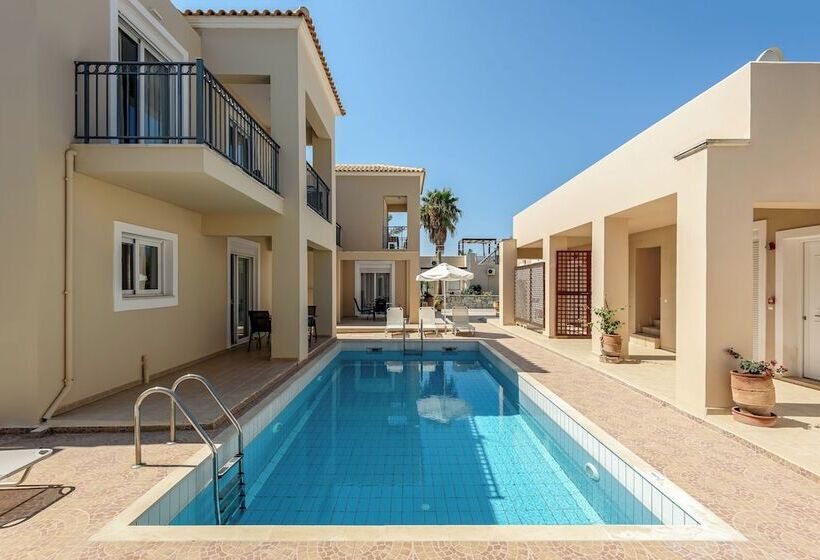 فندق Azure Beach