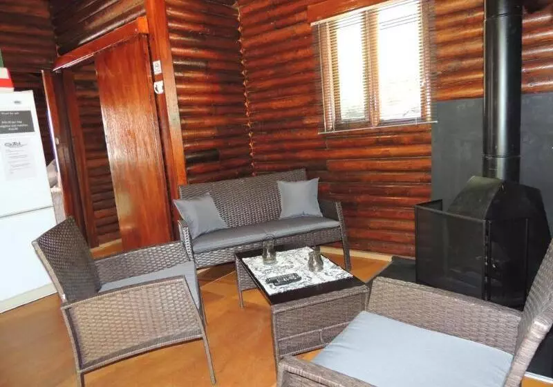 هتل Cango Retreat
